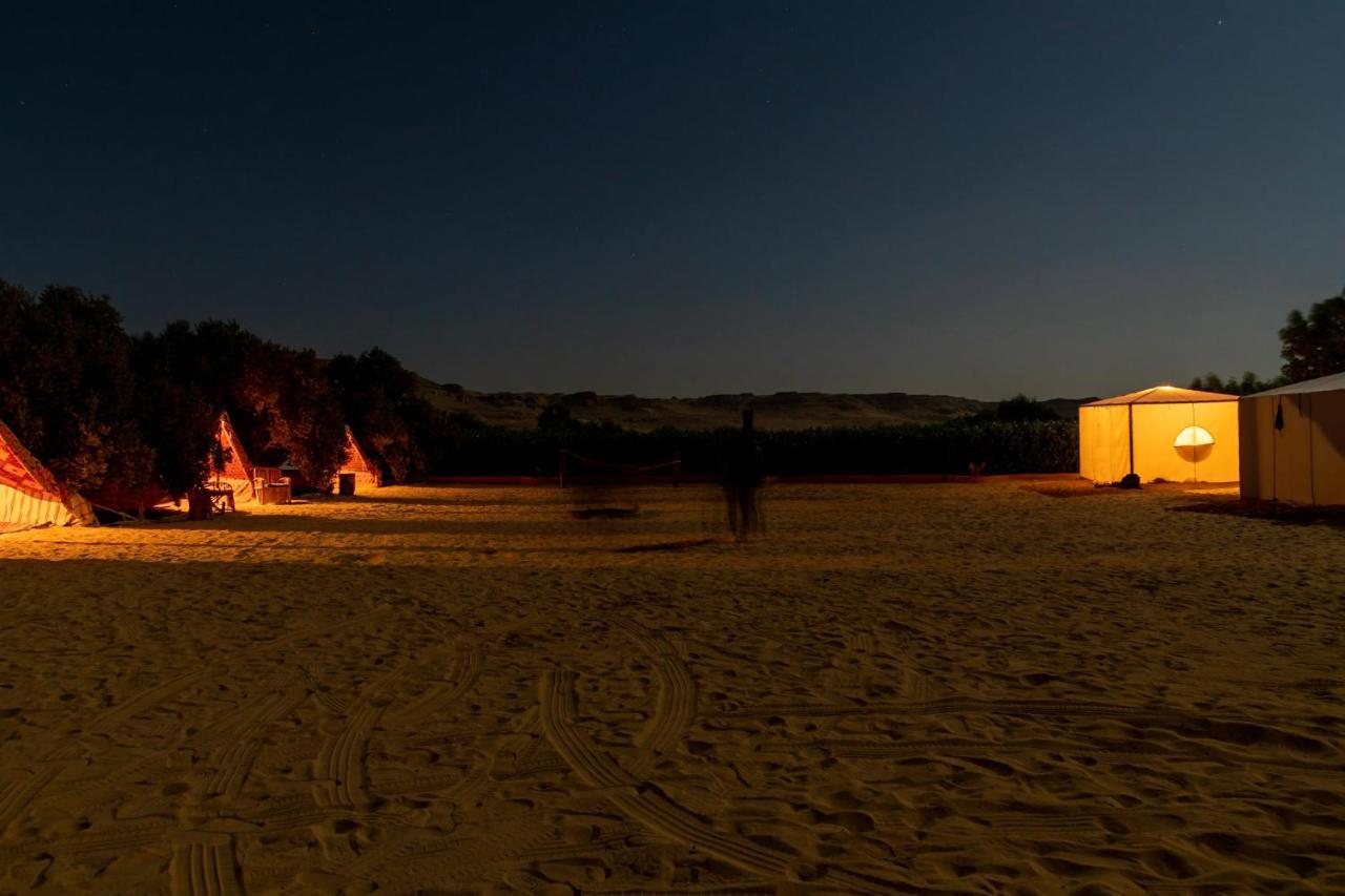 Northern Lake Lodge Izbat Ilyas ภายนอก รูปภาพ